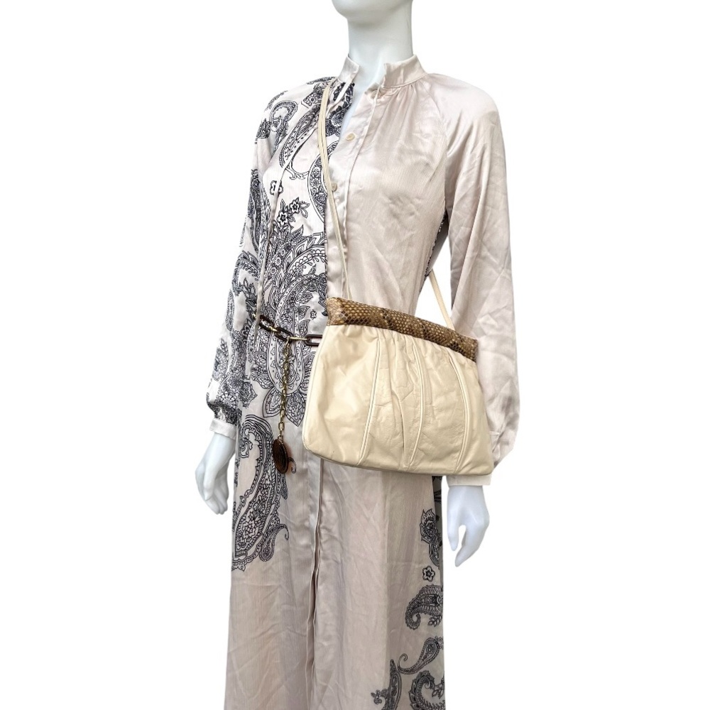 Vintage Off‎ White Leather Snakeslin Clutch Shoulder Bag Old Money Quiet Luxury